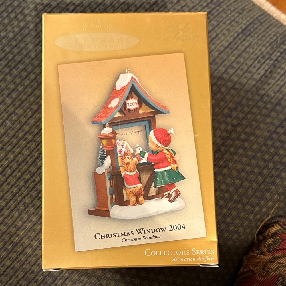 Vintage Christmas Window 2004 Hallmark Keepsake Ornament